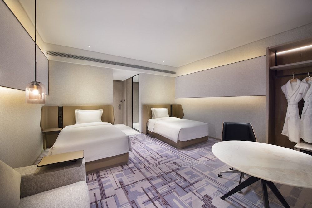 Standard Room, 2 Twin Beds, Club Lounge Access, Ocean View