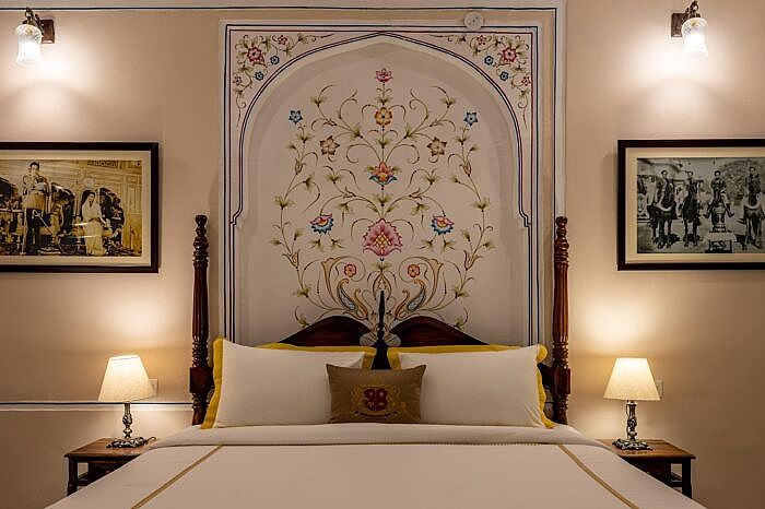 Palace Deluxe