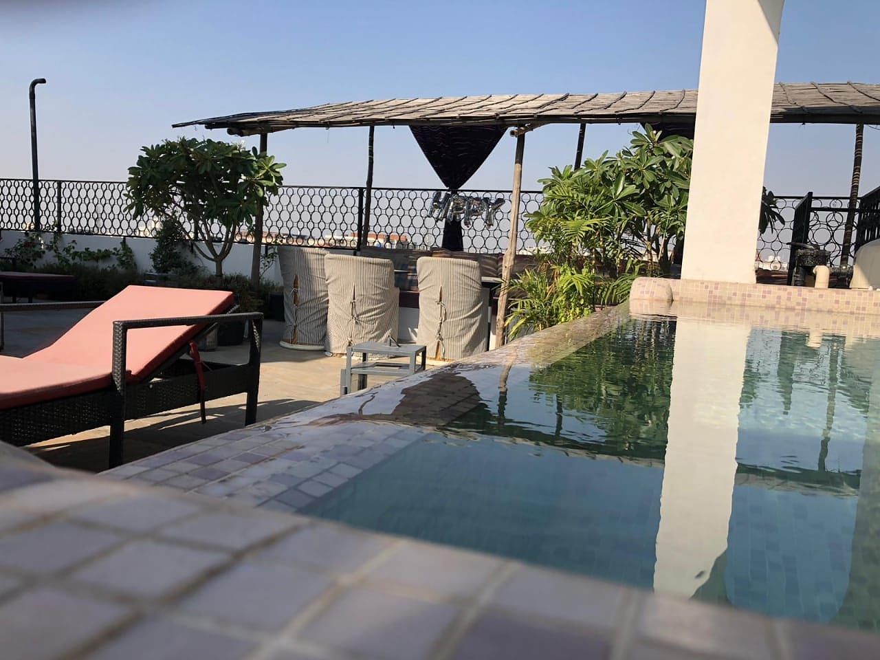 Royal CM - A Luxury Boutique Hotel