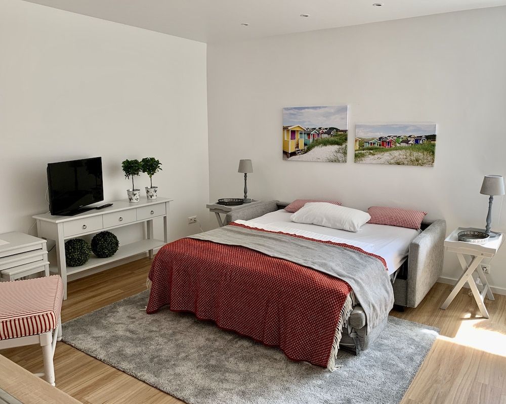 acora Kiel Living the City Apartment, 2 Bedrooms 2