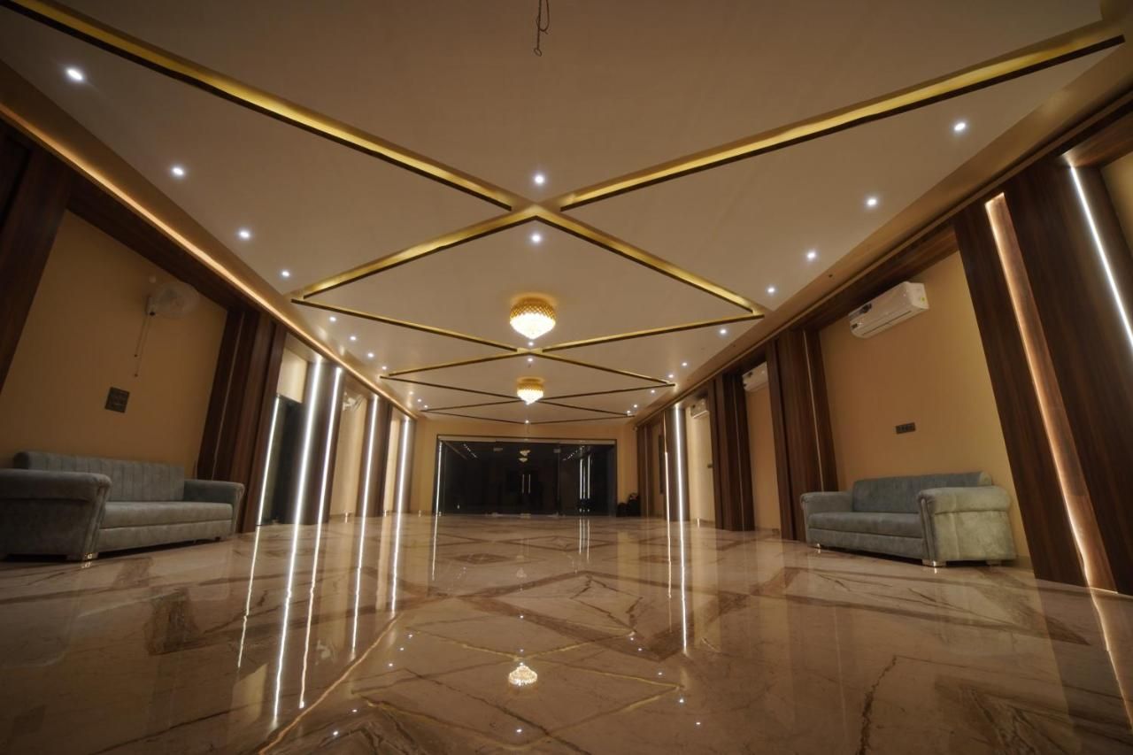 undefined Hotel 777 4