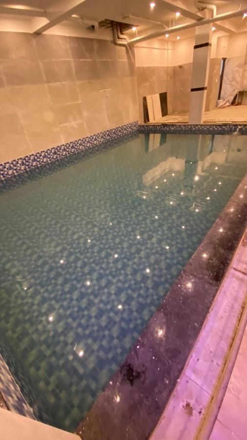 undefined One Light At Golden Bird 3