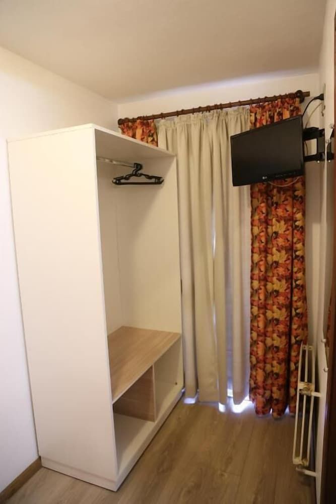 Hotel Alpenhof Economy Double or Twin Room 3