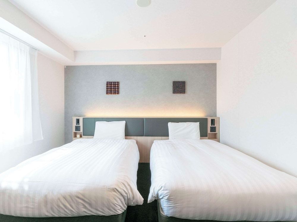 Comfort Hotel Nagoya Meiekiminami Standard Room, 2 Twin Beds, Non Smoking 3