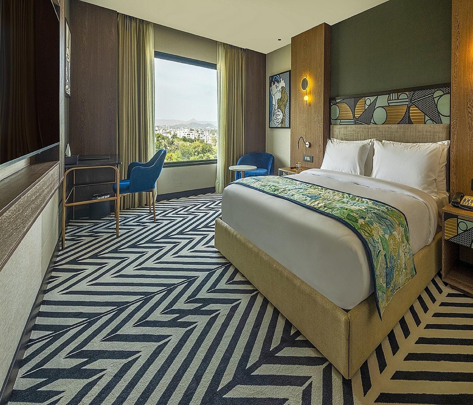 Hollywood Suite Room