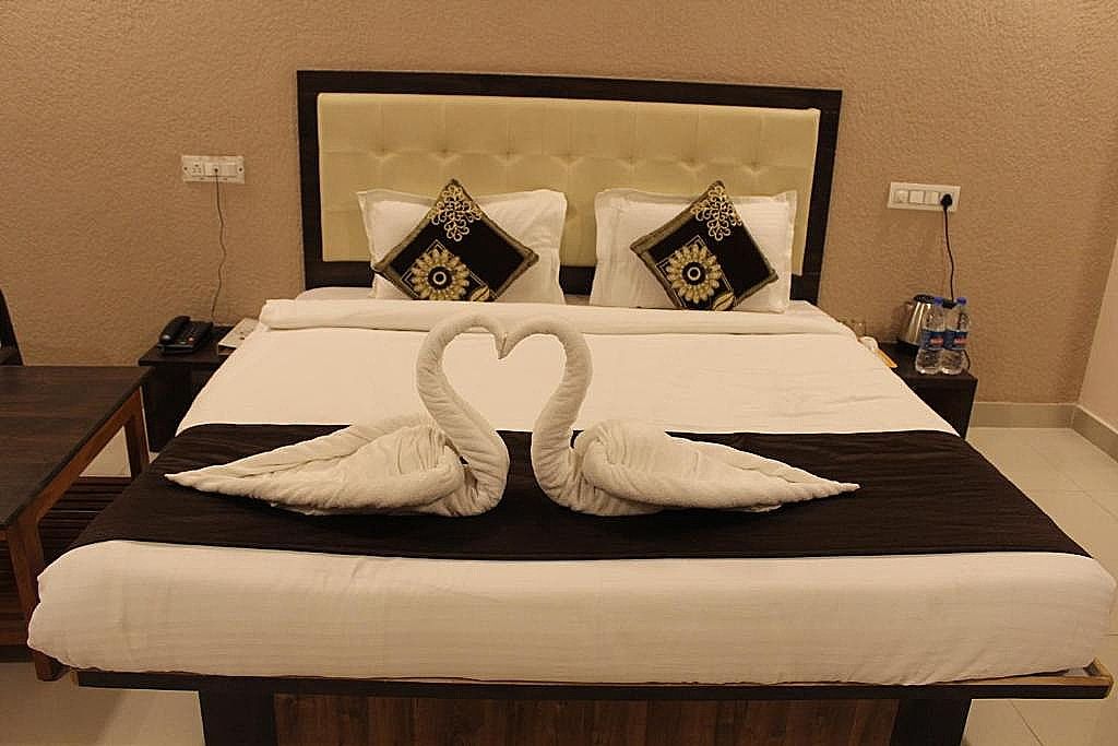 The Kushal Bagh Palace Superior Double Room 7
