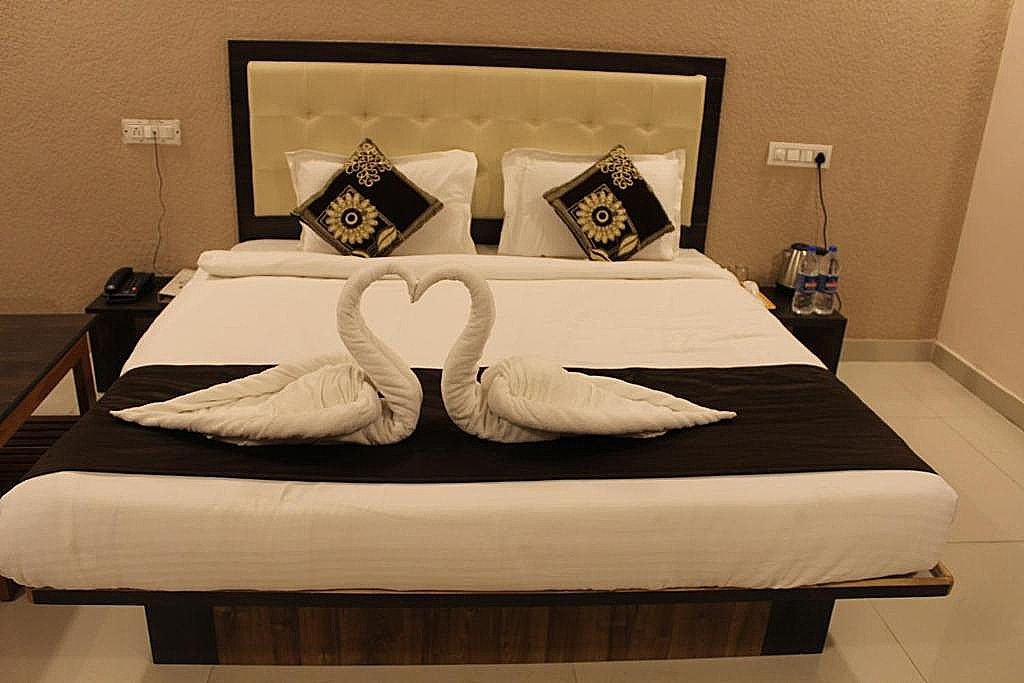 The Kushal Bagh Palace Superior Double Room 5