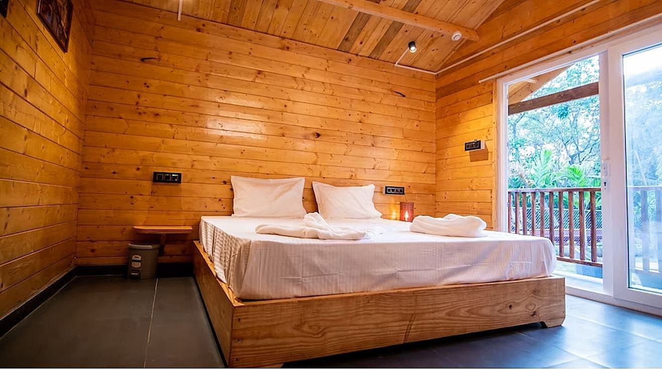 Tranquill Riverside Luxury cottages Tropical Wooden AC Chalet