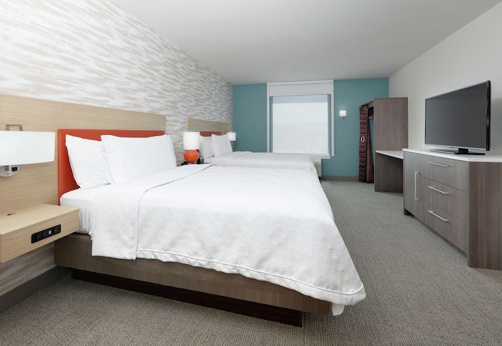 Premium Studio, 2 Queen Beds, Non Smoking