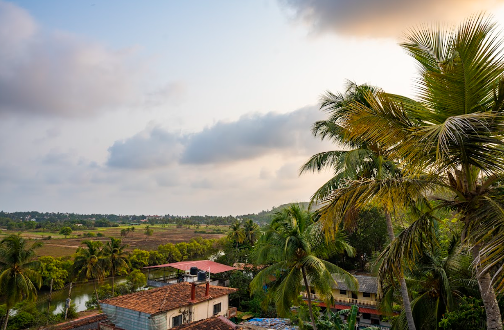 goSTOPS Goa Baga Deluxe Private A/C Room with Balcony and Ensuite Bathroom 5