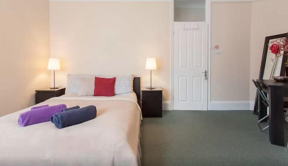 Home2Home-Rooms Quadruple Room, Shared Bathroom 5