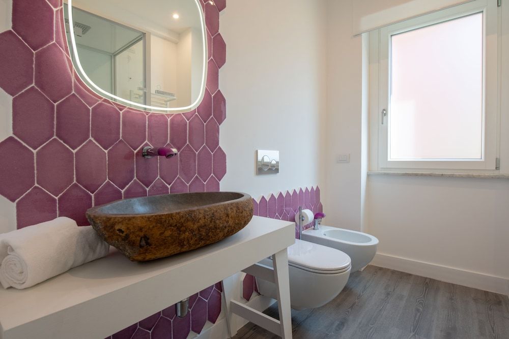 Diamond Suite Deluxe Double Room 11