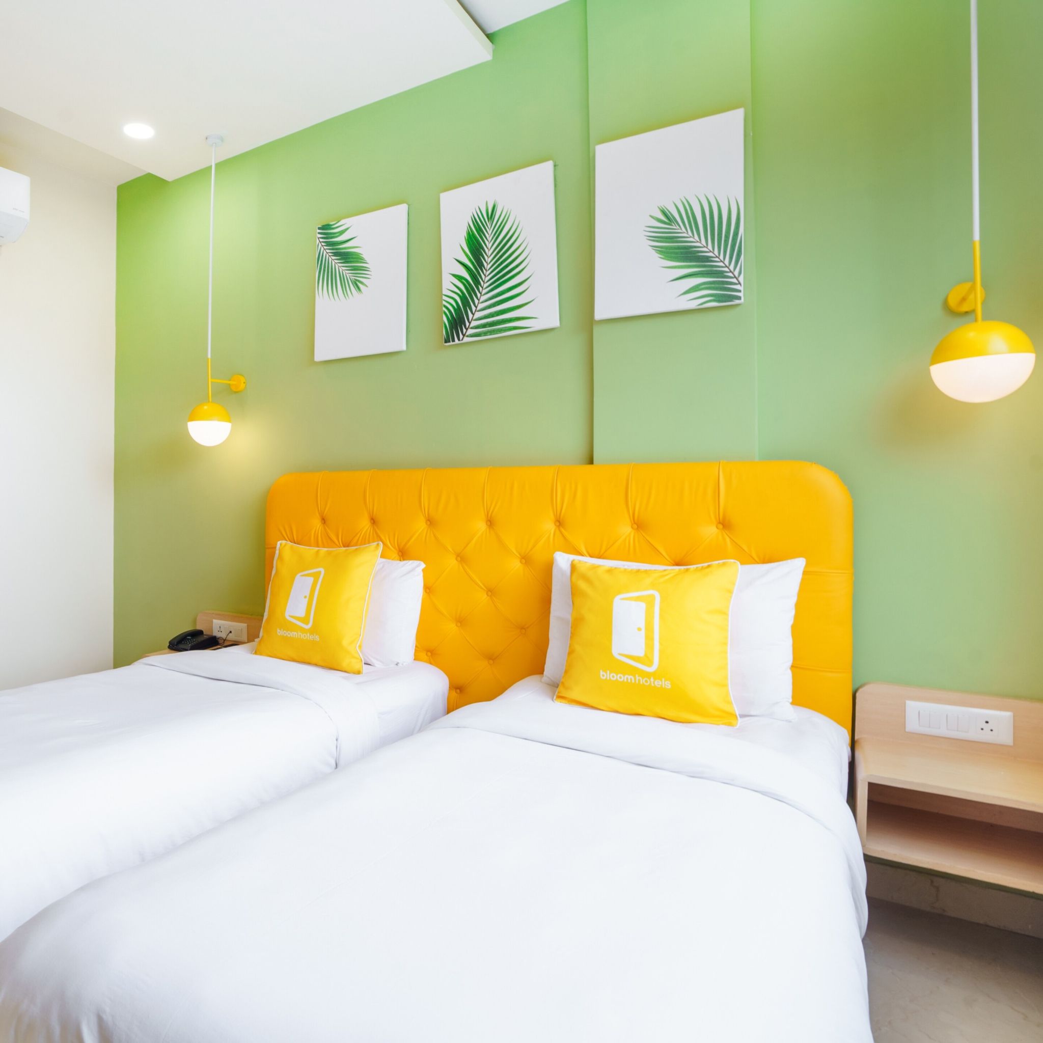 Bloom Hotel - Heritage Walk Standard King Room 6