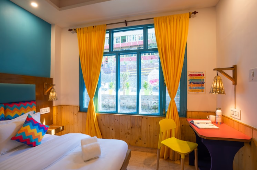 Deluxe Double Room with Ensuite Bathroom