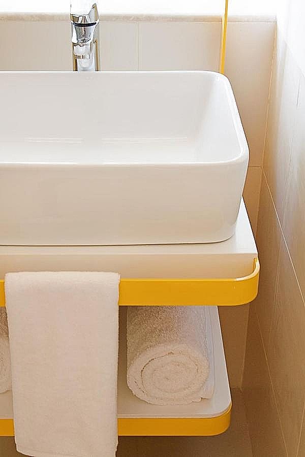 Bloom Hotel Koramangala Standard Queen Room 3