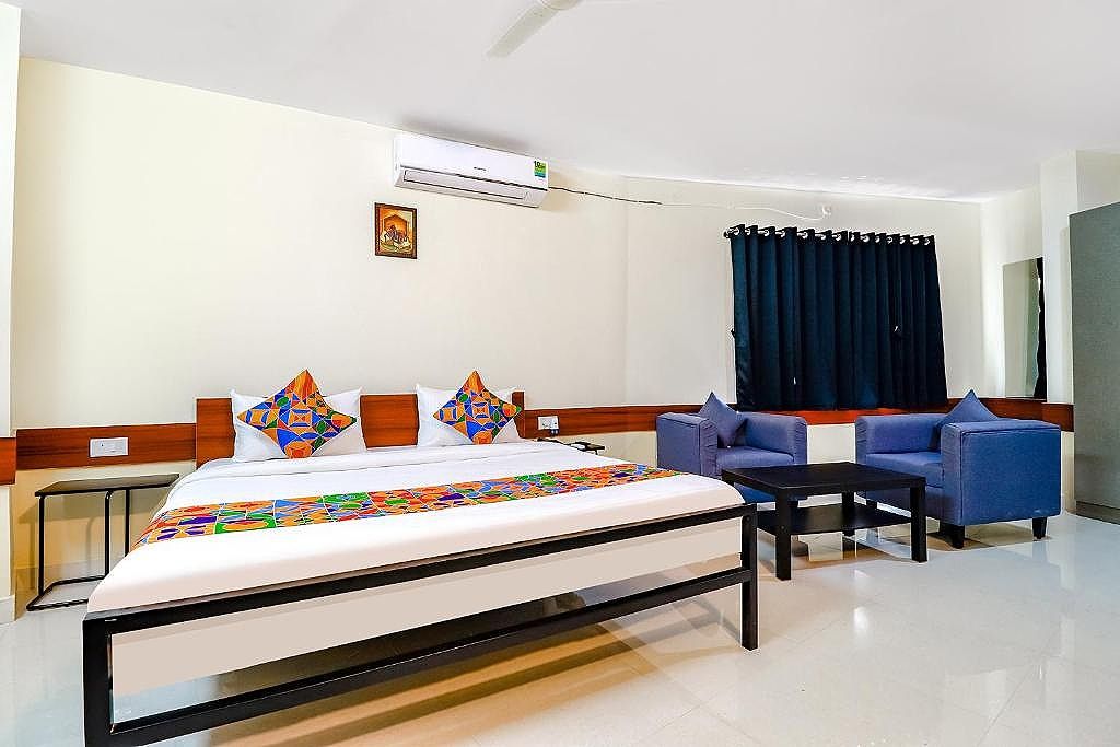 undefined FabHotel Banyan Tree 4