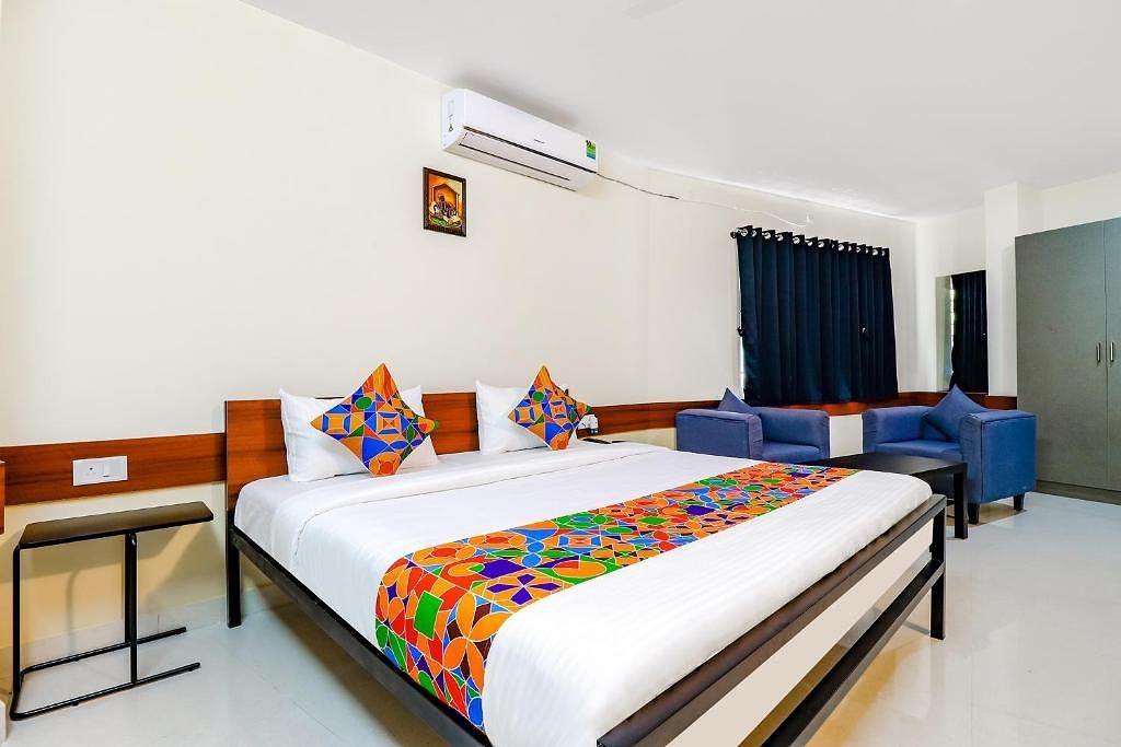undefined FabHotel Banyan Tree 5