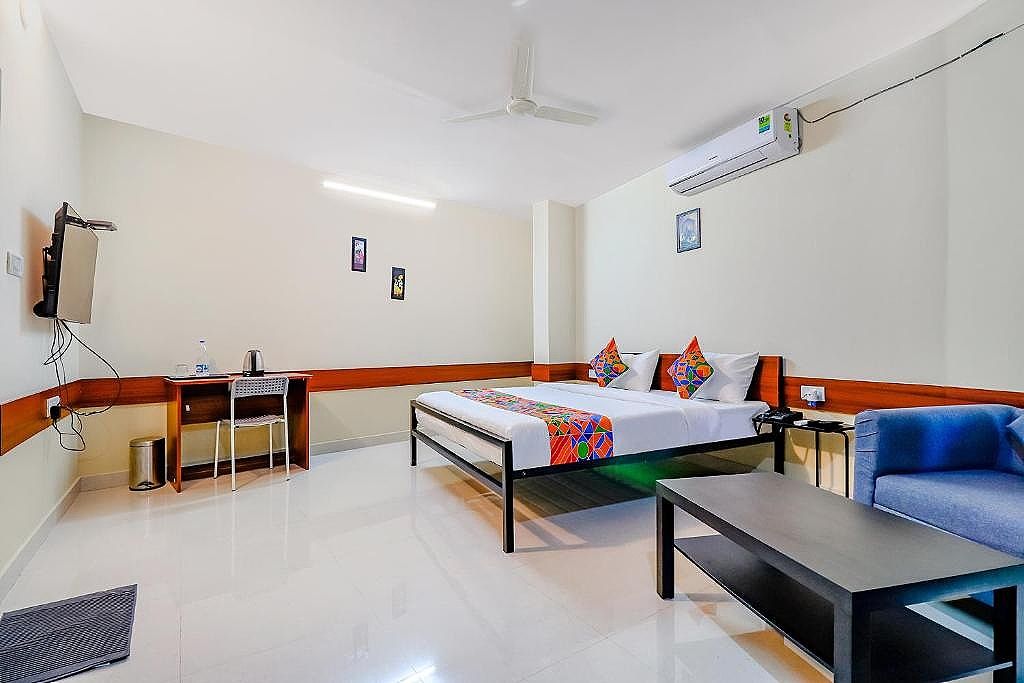 undefined FabHotel Banyan Tree 6