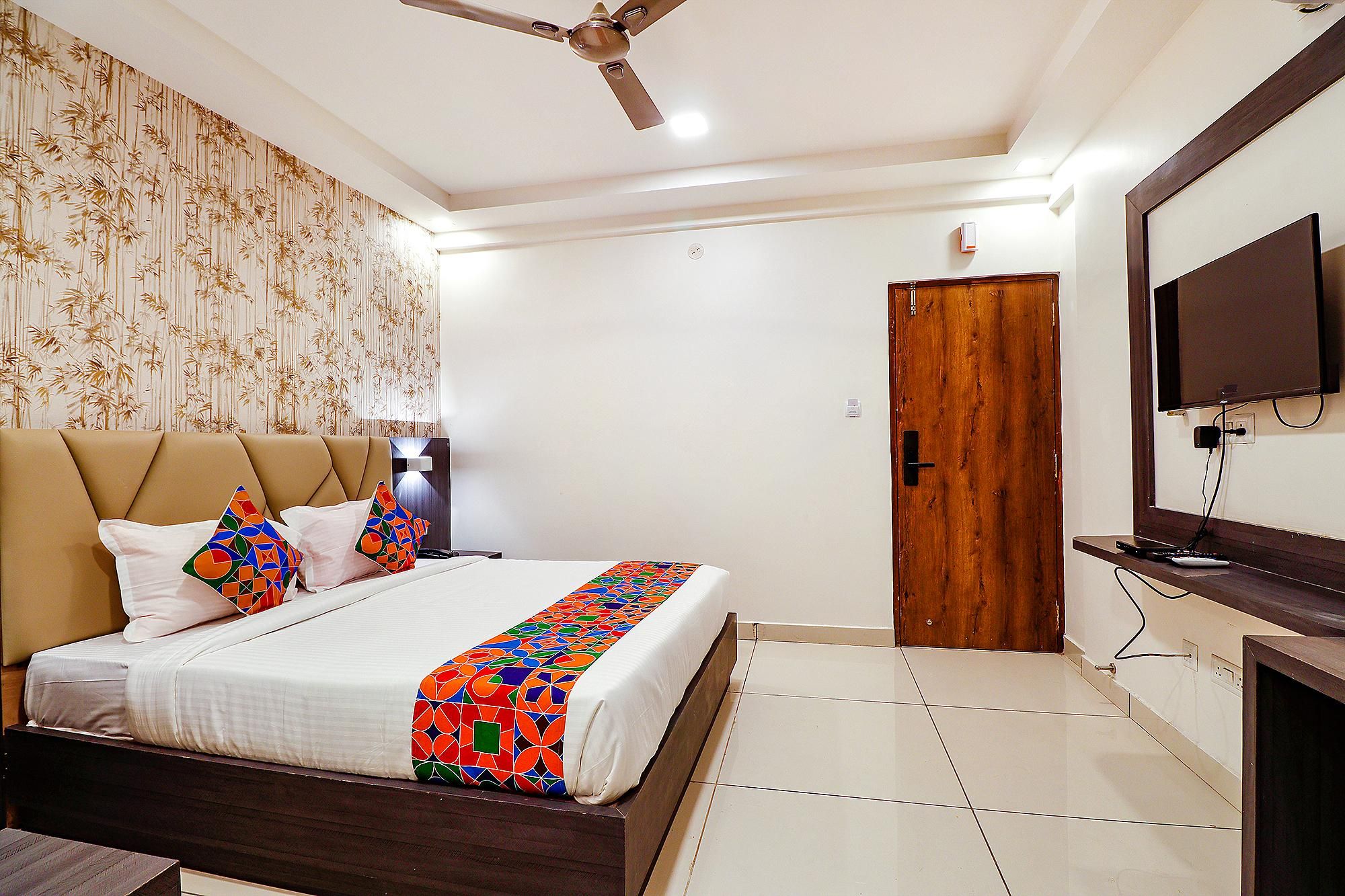 FabHotel Rotano Grand Marathahalli Deluxe Room 2