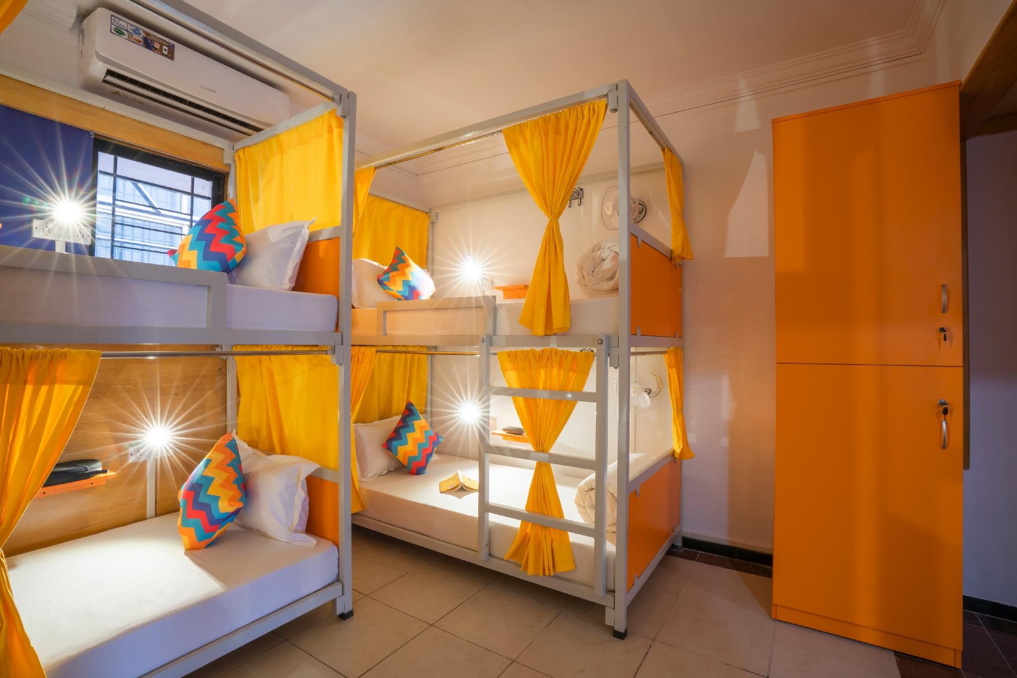 8 People in 8-Bed Dormitory - Male Only