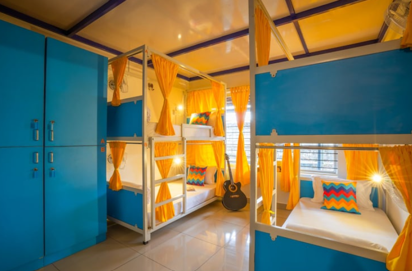 Bed in 4 Bed Female Only AC Dormitory Room with Ensuite Bathroom