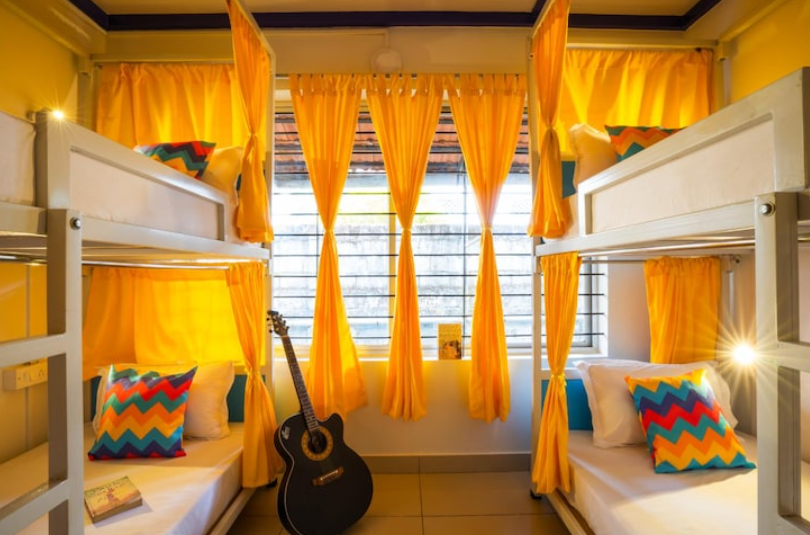 Bed in 4 Bed Female Only AC Dormitory Room with Ensuite Bathroom