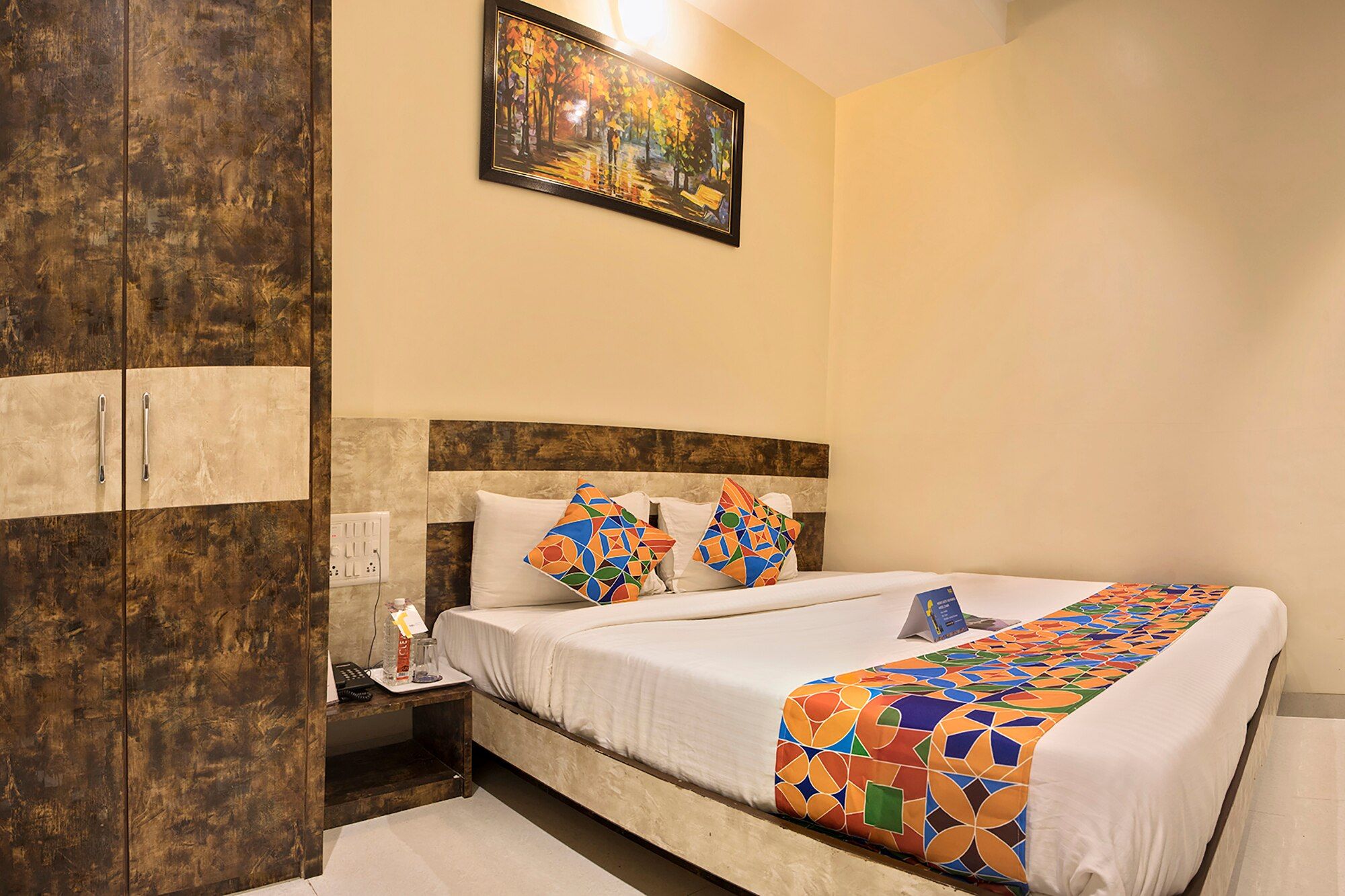 Via Embassy Grand Deluxe Room 4