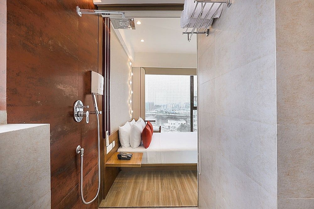  Lemon Tree Hotel, Kalina BKC, Mumbai Deluxe (Twin) Room 4