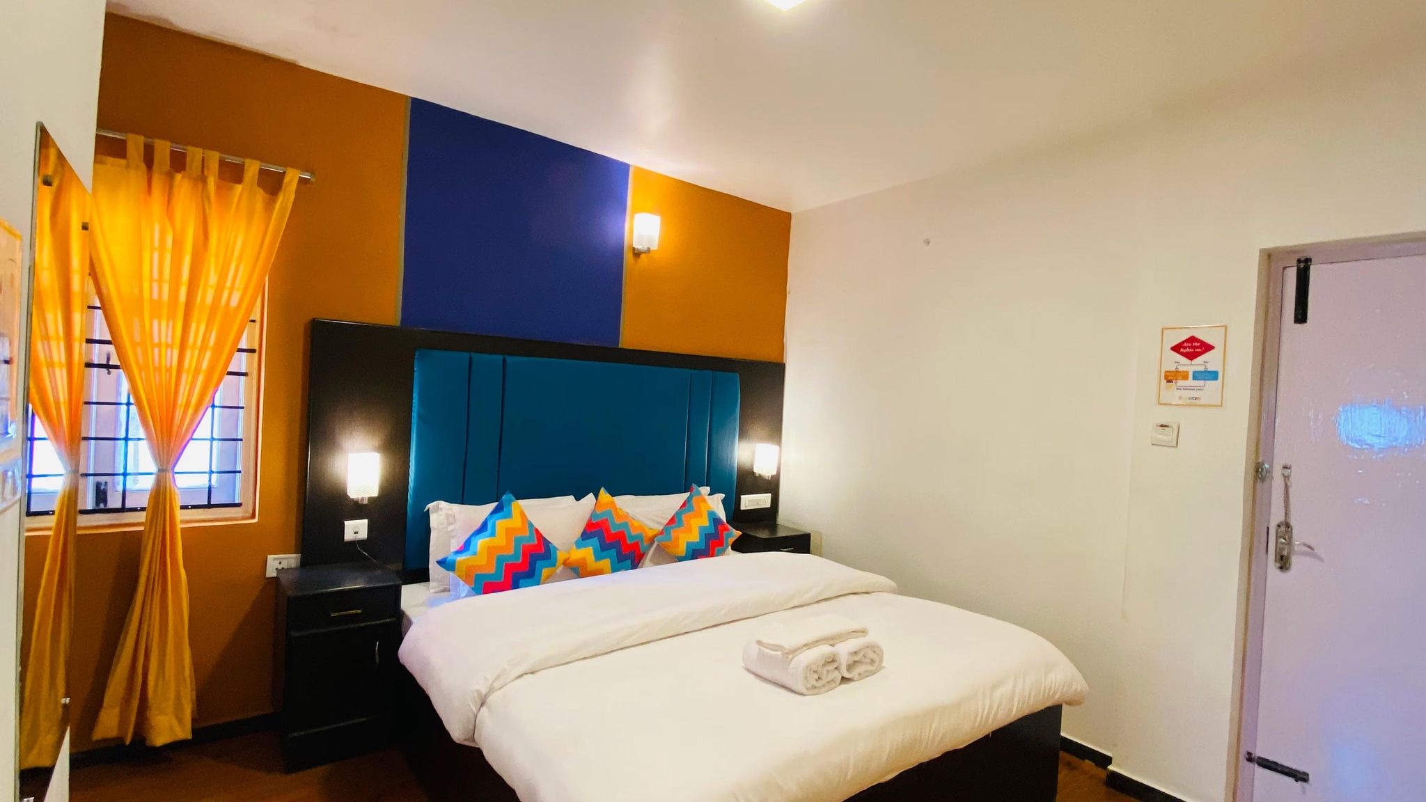 Deluxe Private Room with Ensuite Bathroom