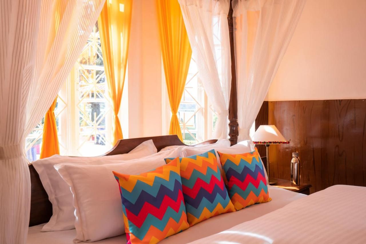 goSTOPS Ooty Heritage Premium Private Room with Ensuite Bathroom 2