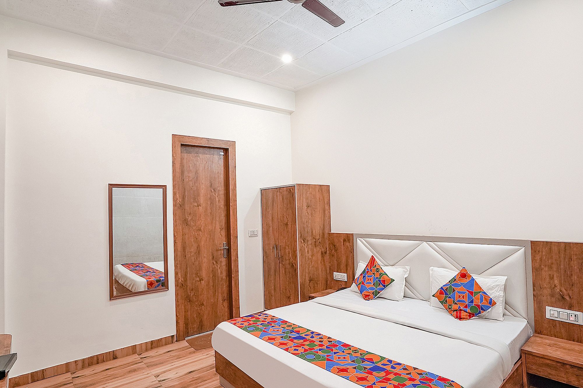 FabHotel Sirtaj Suits Deluxe Room 2