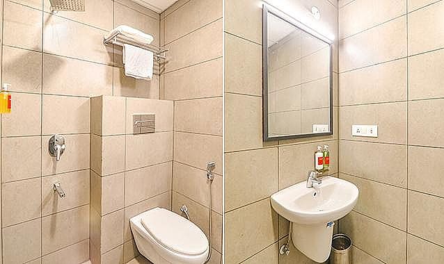 FabHotel BSA Deluxe Room 6