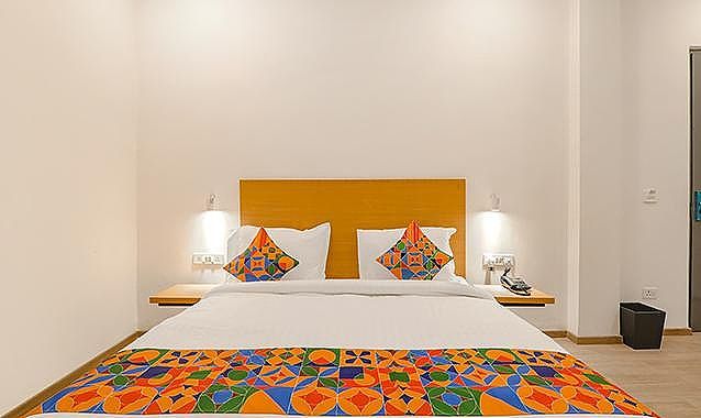 FabHotel BSA Deluxe Room 2