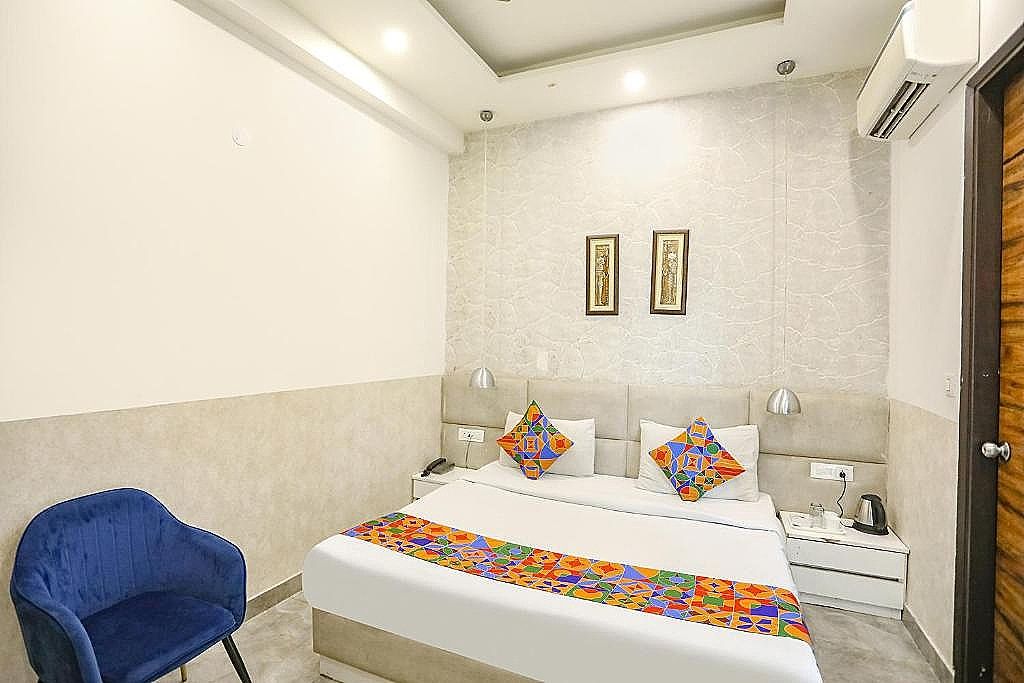FabHotel F9 Sector 19 Deluxe Room 7