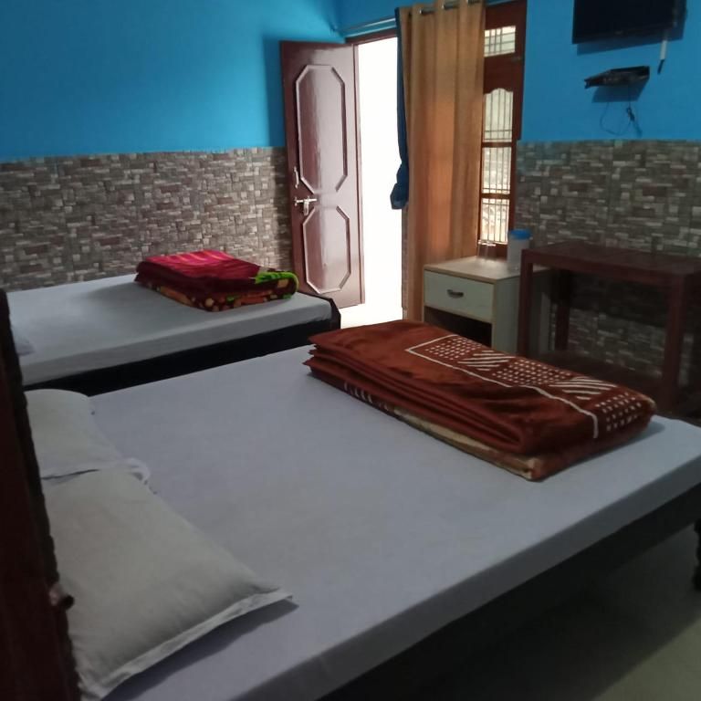 Vijaya Palace by StayApart Quadruple Room 10