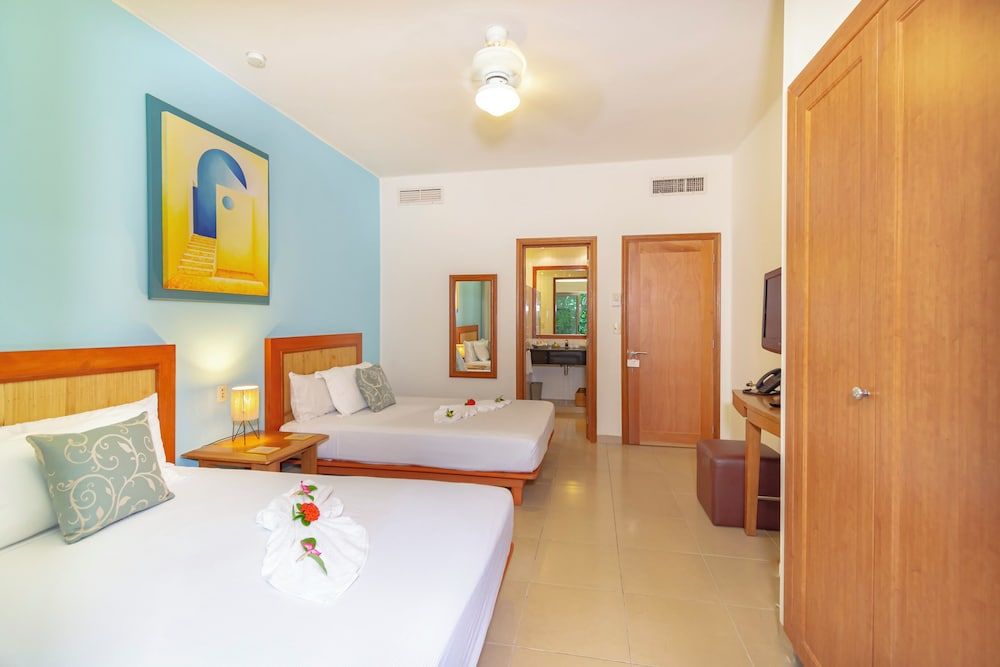 Riviera Maya Suites Basic Double Room, 1 Double Bed