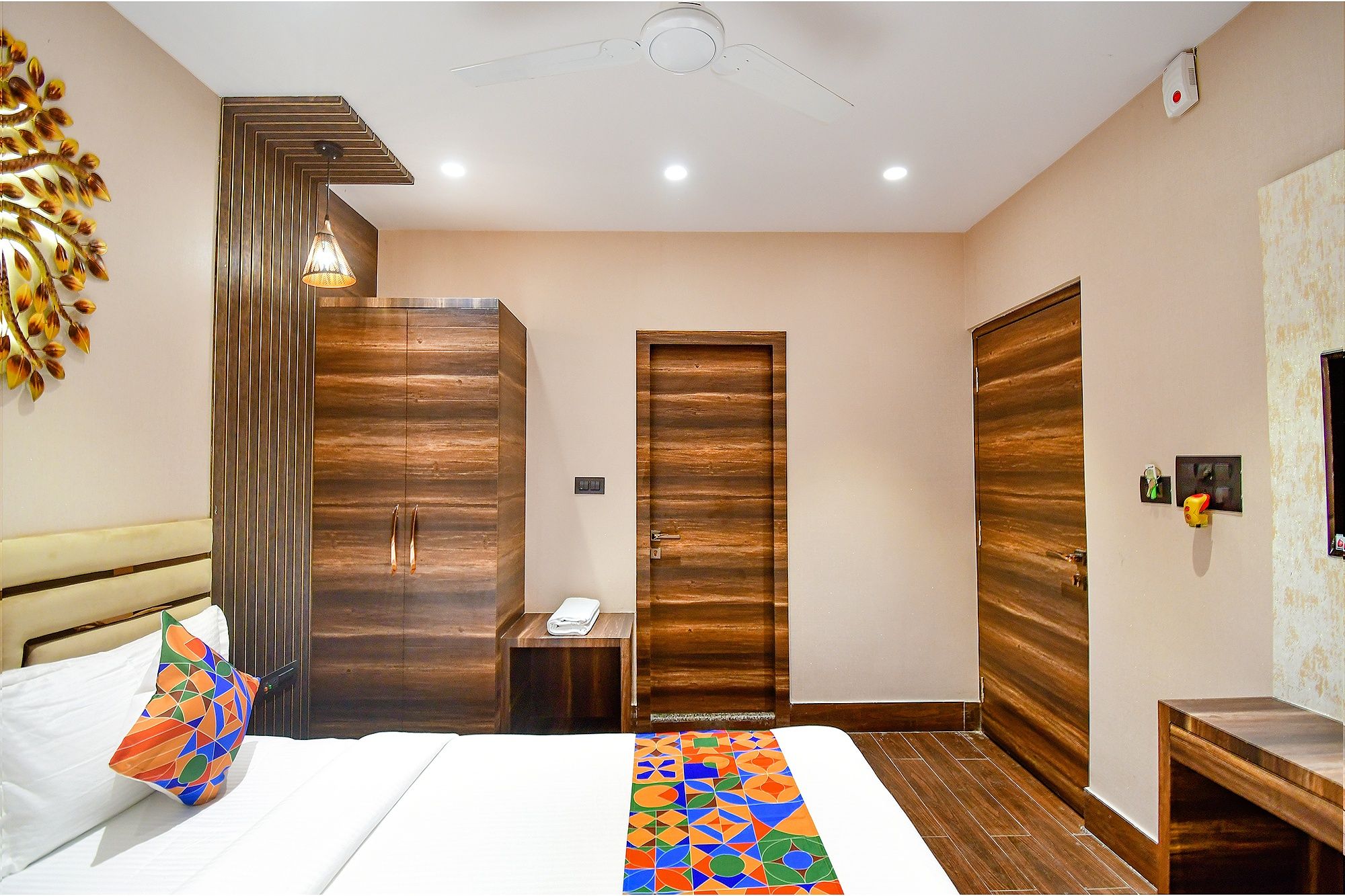 FabHotel Prime Jalsa Deluxe Room 9