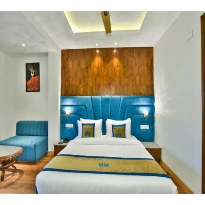 Luxury Suite with Balcony