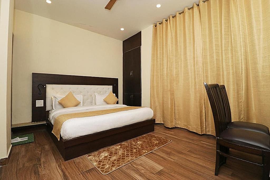 Hotel Mirage Residency - Hill View Hotel in Dharamshala Deluxe Room With Balcony Non AC 2