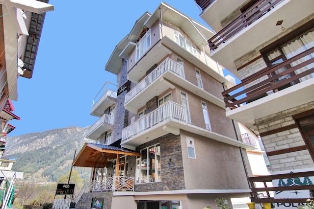 undefined Spex Hills 9