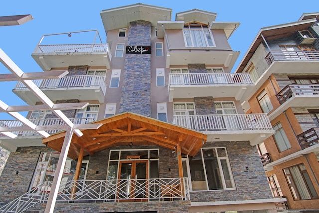 undefined Spex Hills 10