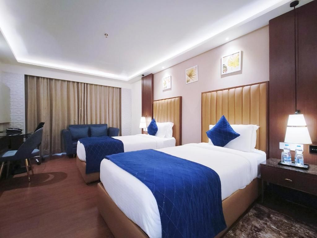 Executive Twin Bed Room