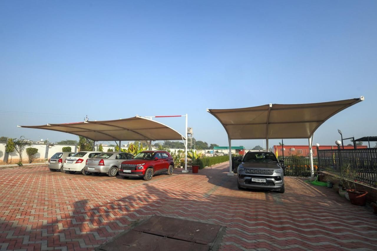 Hotel Exterior