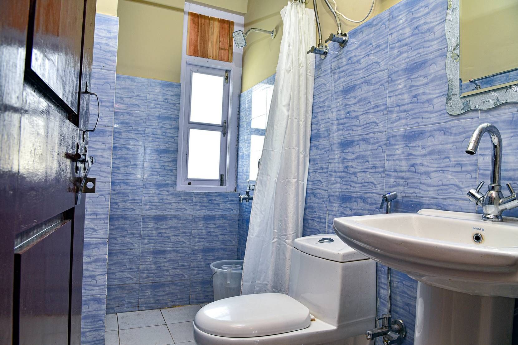 Rufina Lachung Deezong Super Deluxe Room 22
