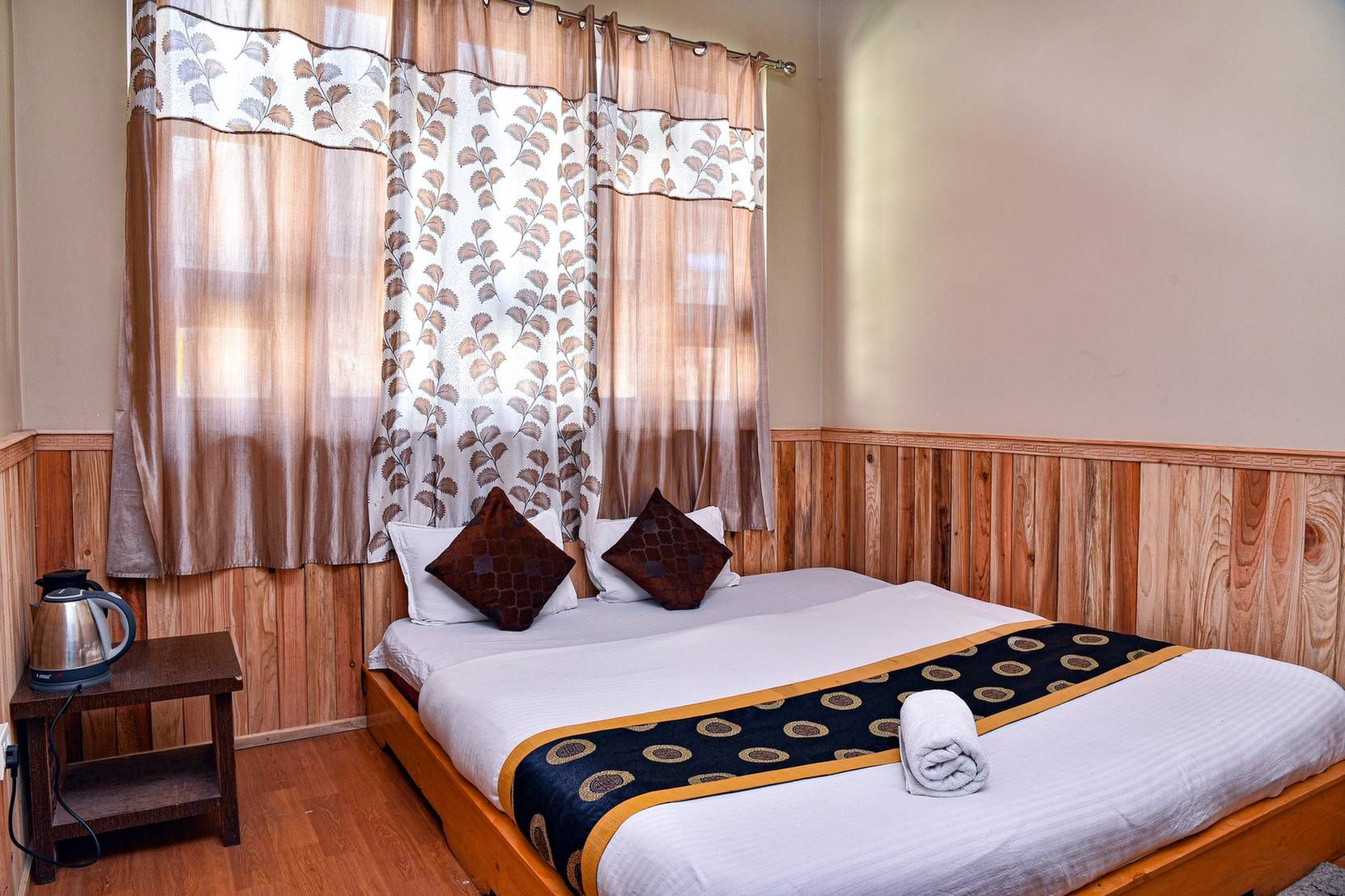 Rufina Lachung Deezong Super Deluxe Room 8