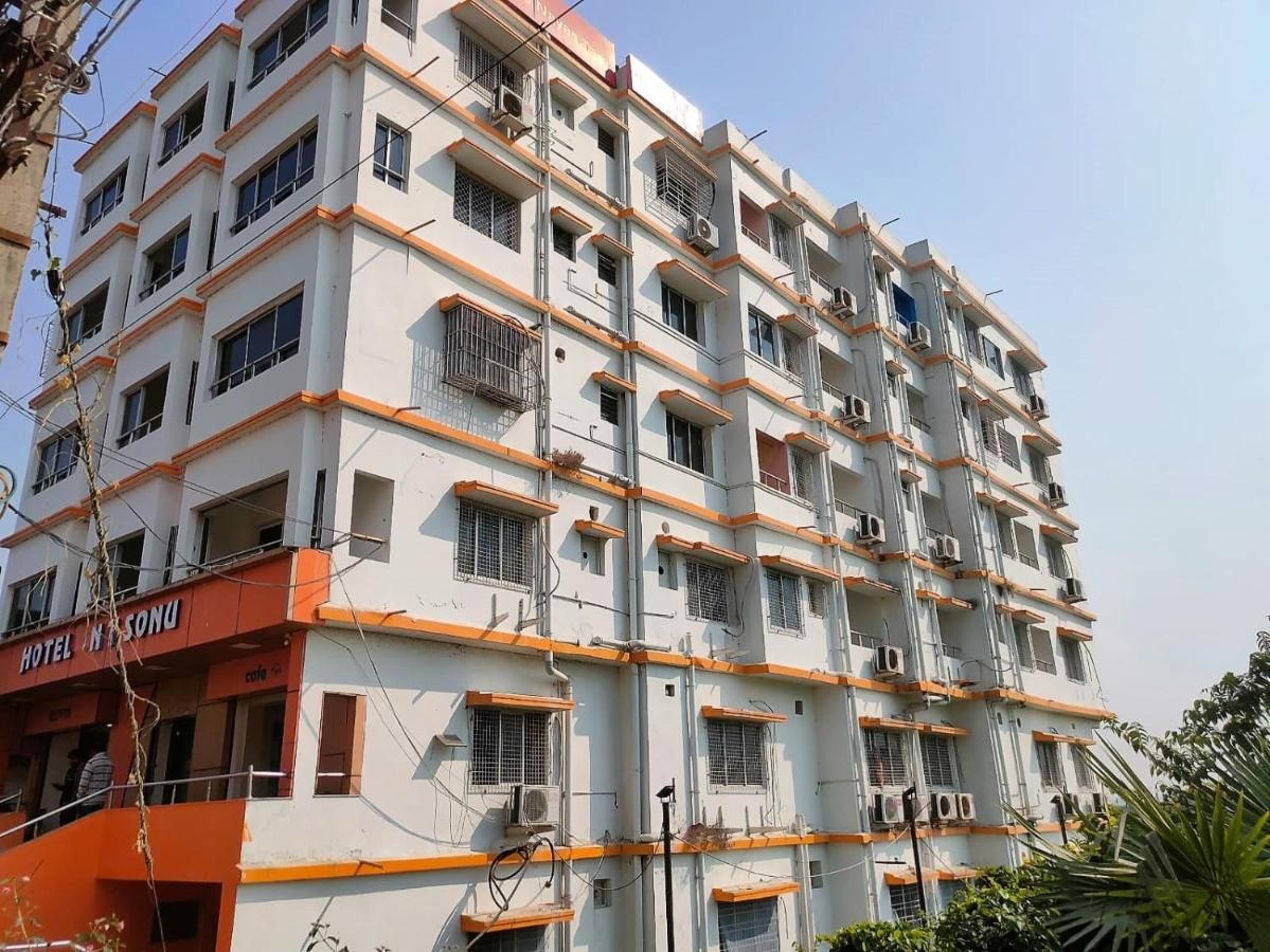 STAYMAKER Chakra Nayan Tara Sonu Inn