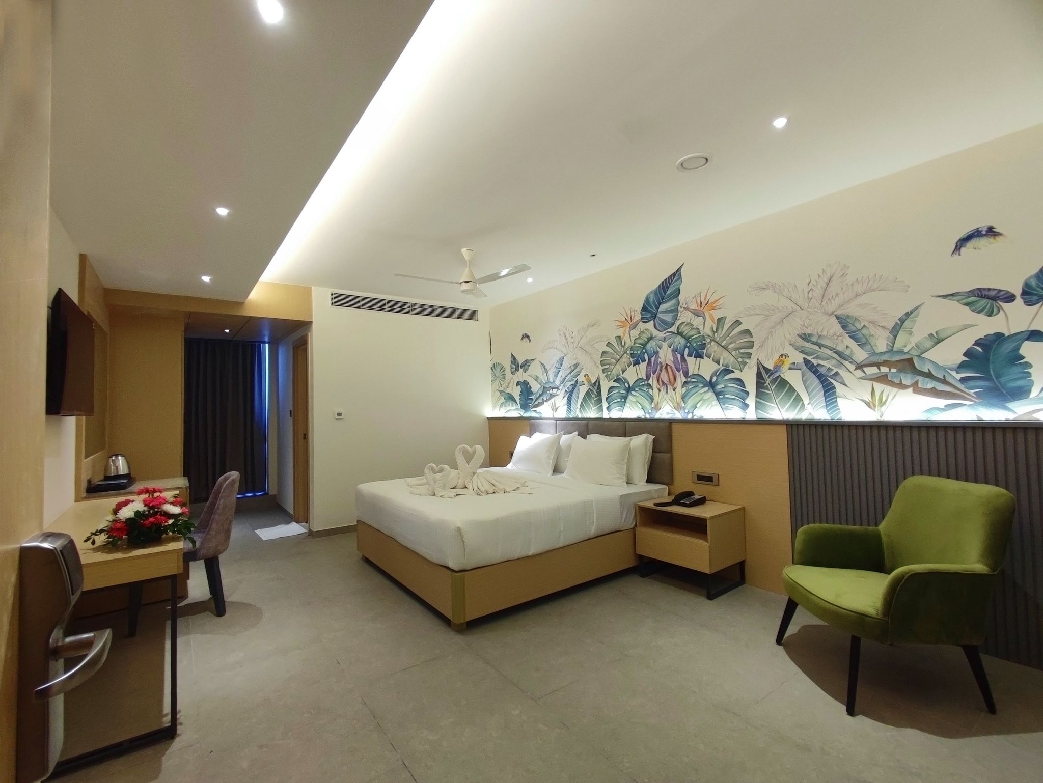 Signature Hotels Deluxe Rooms 3