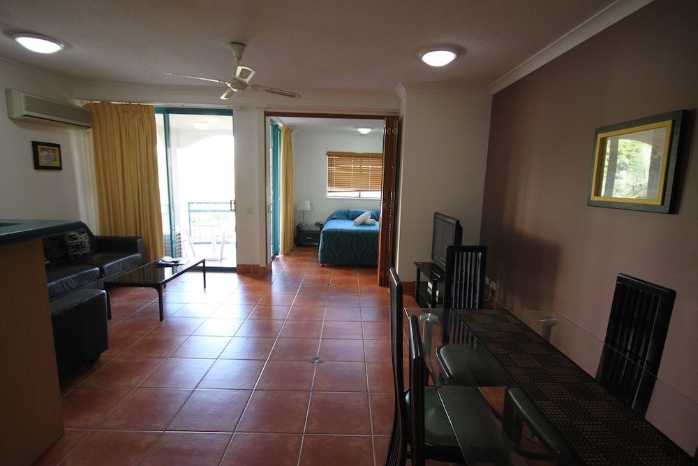 Aruba Beach Resort Apartment, 2 Bedrooms 4