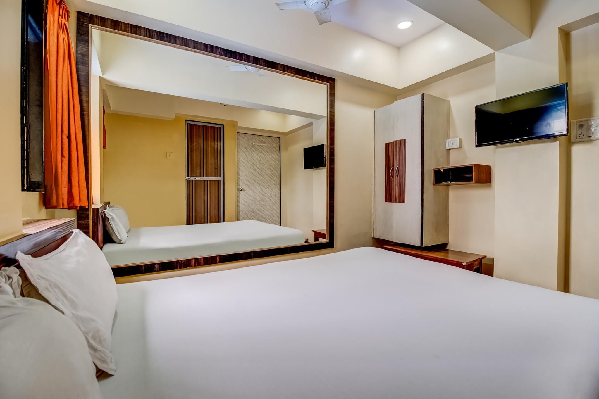 Hotel O Avenue Residency and Lodging SPOT ON Room