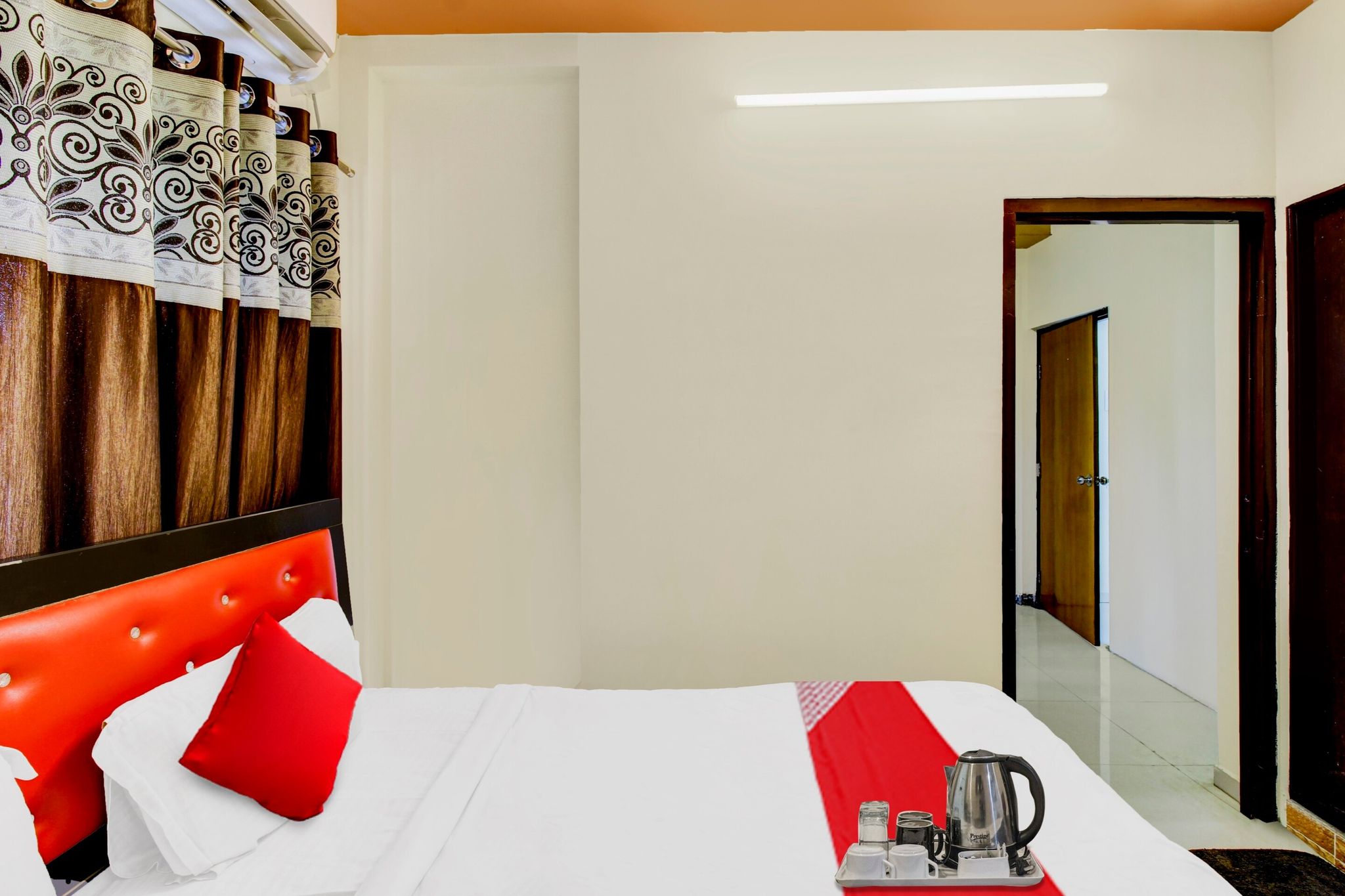 Hotel O Ap Royal Rooms Classic 8